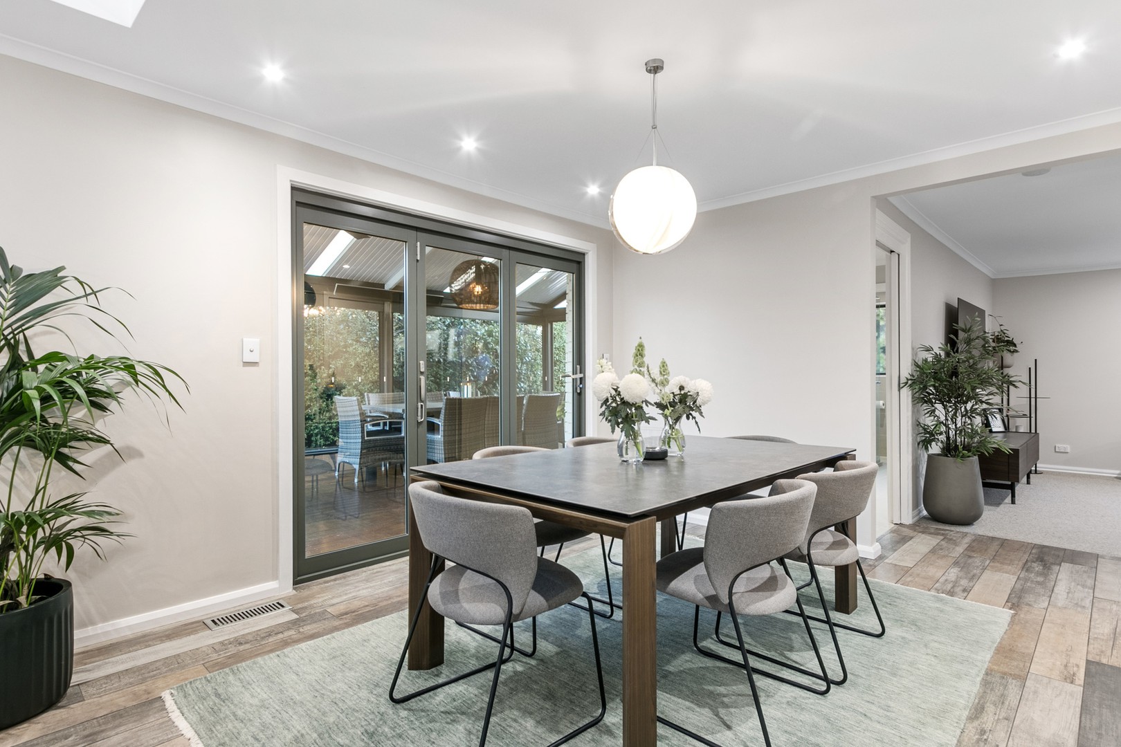 7 Charlton Court, Wantirna South, VIC 3152, Wantirna South - Thumbnail 4