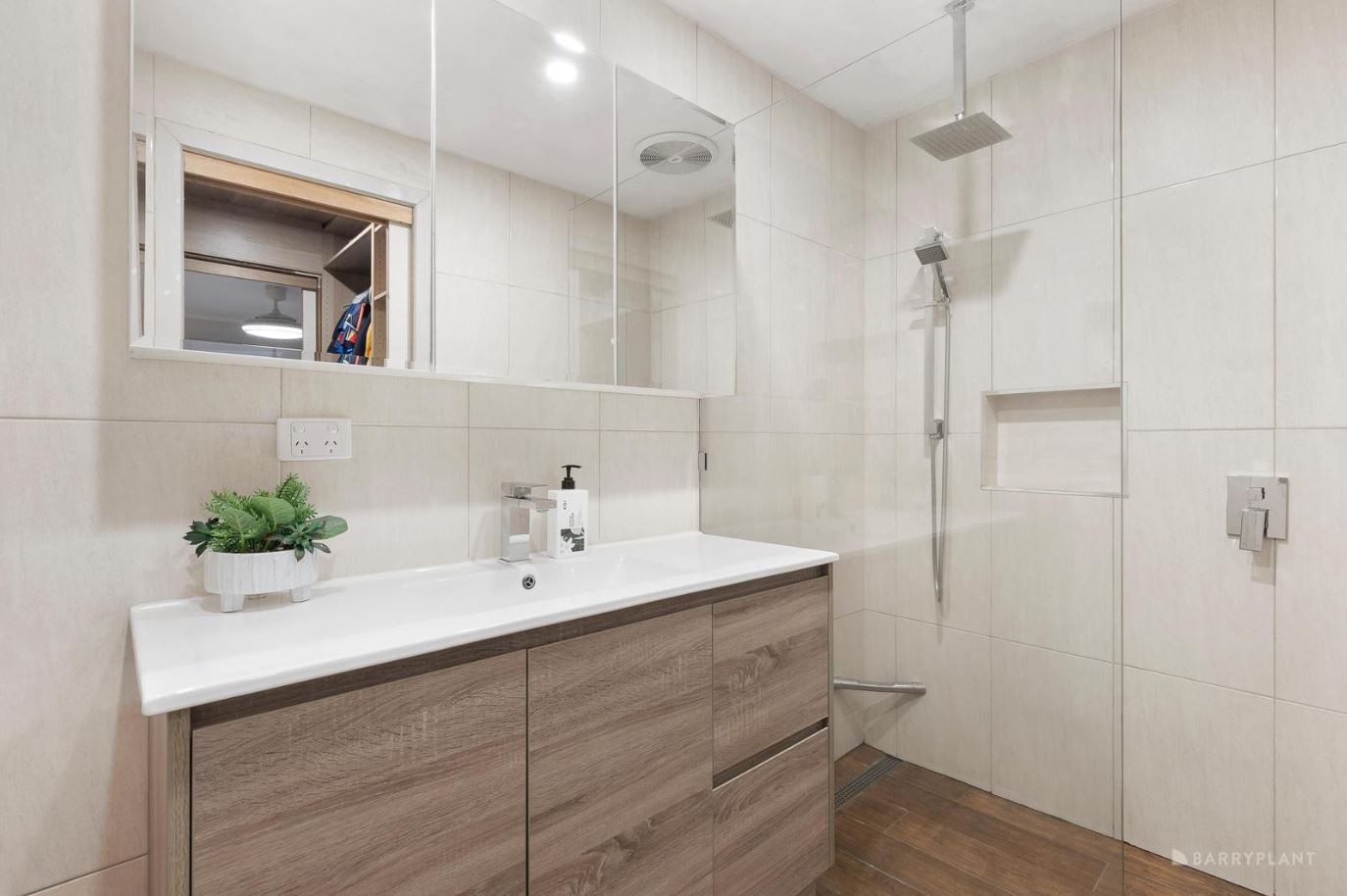 7 Chasta Crescent, Mitcham, VIC 3132, Mitcham - Thumbnail 4