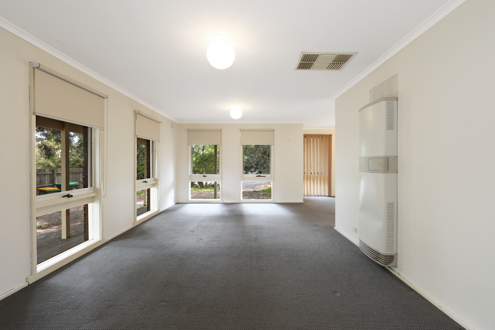 7 Chiswick Court, Wantirna, VIC 3152, Wantirna - Thumbnail 2