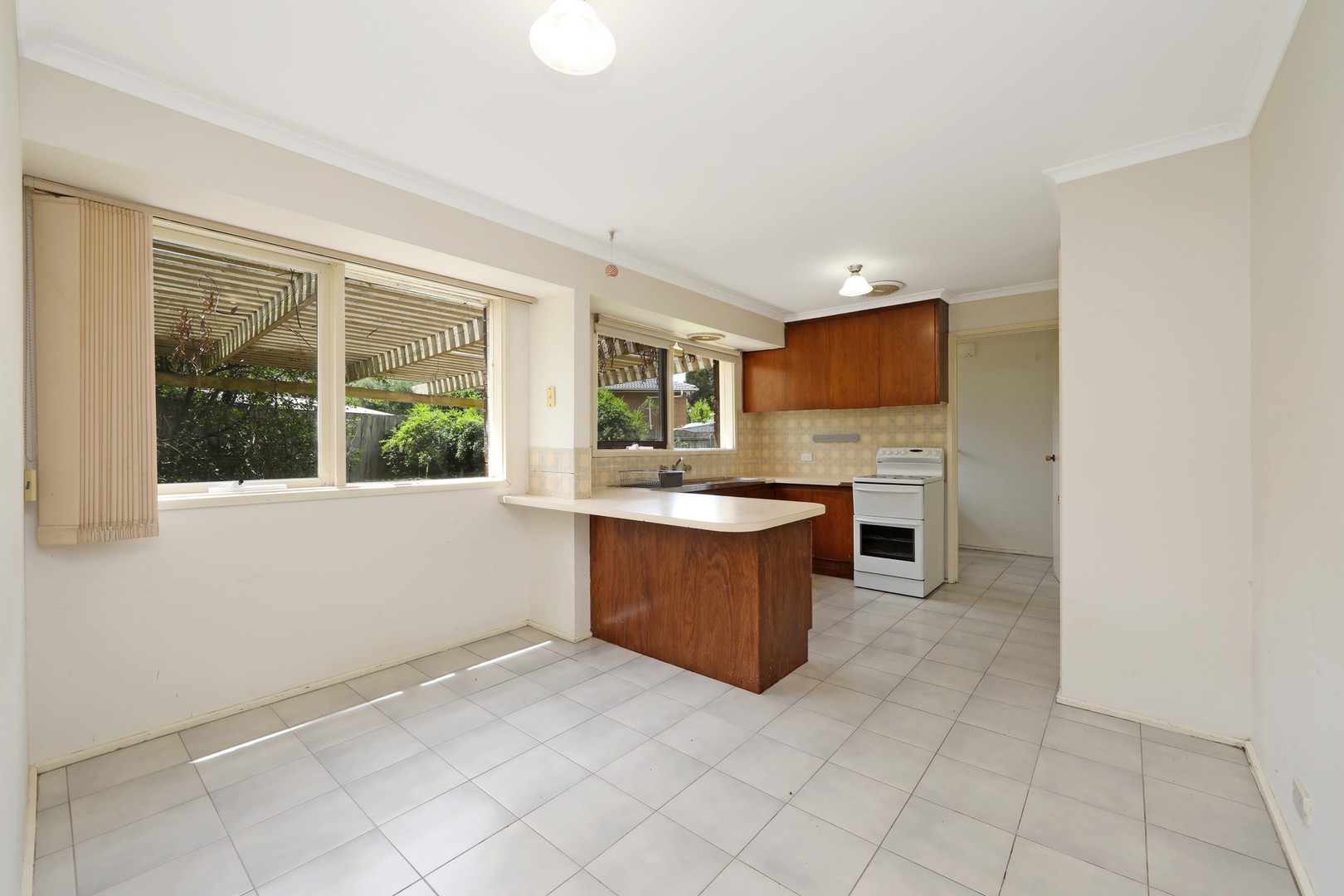 7 Chiswick Court, Wantirna, VIC 3152, Wantirna - Thumbnail 4