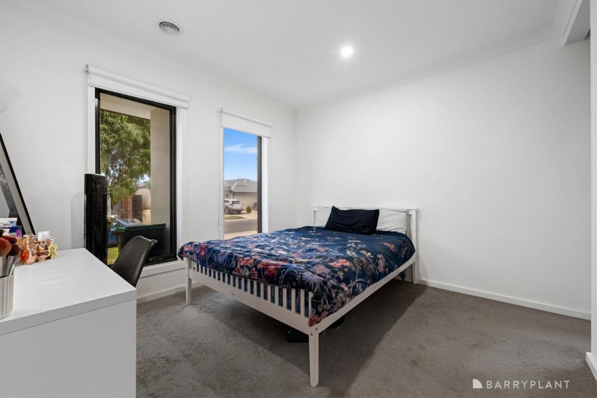 7 Clancy Road, Weir Views, VIC 3338 - Thumbnail 2 - 18/03/2026