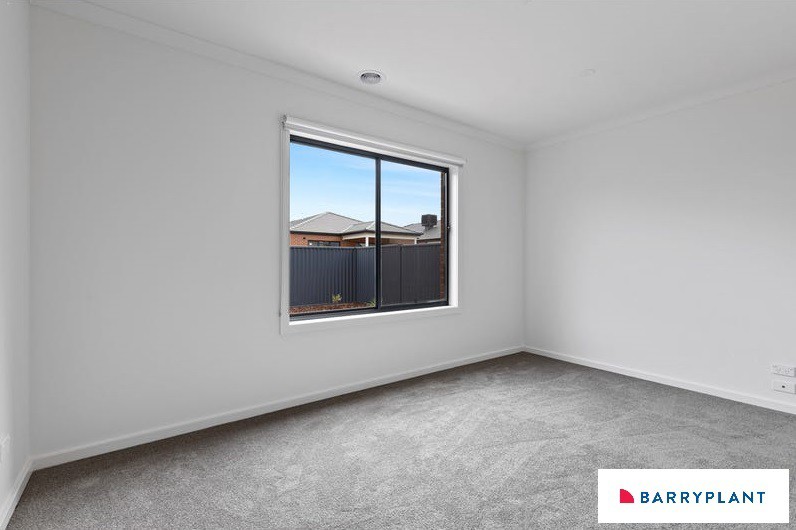 7 Clancy Road, Weir Views, VIC 3338, Weir Views - Thumbnail 7