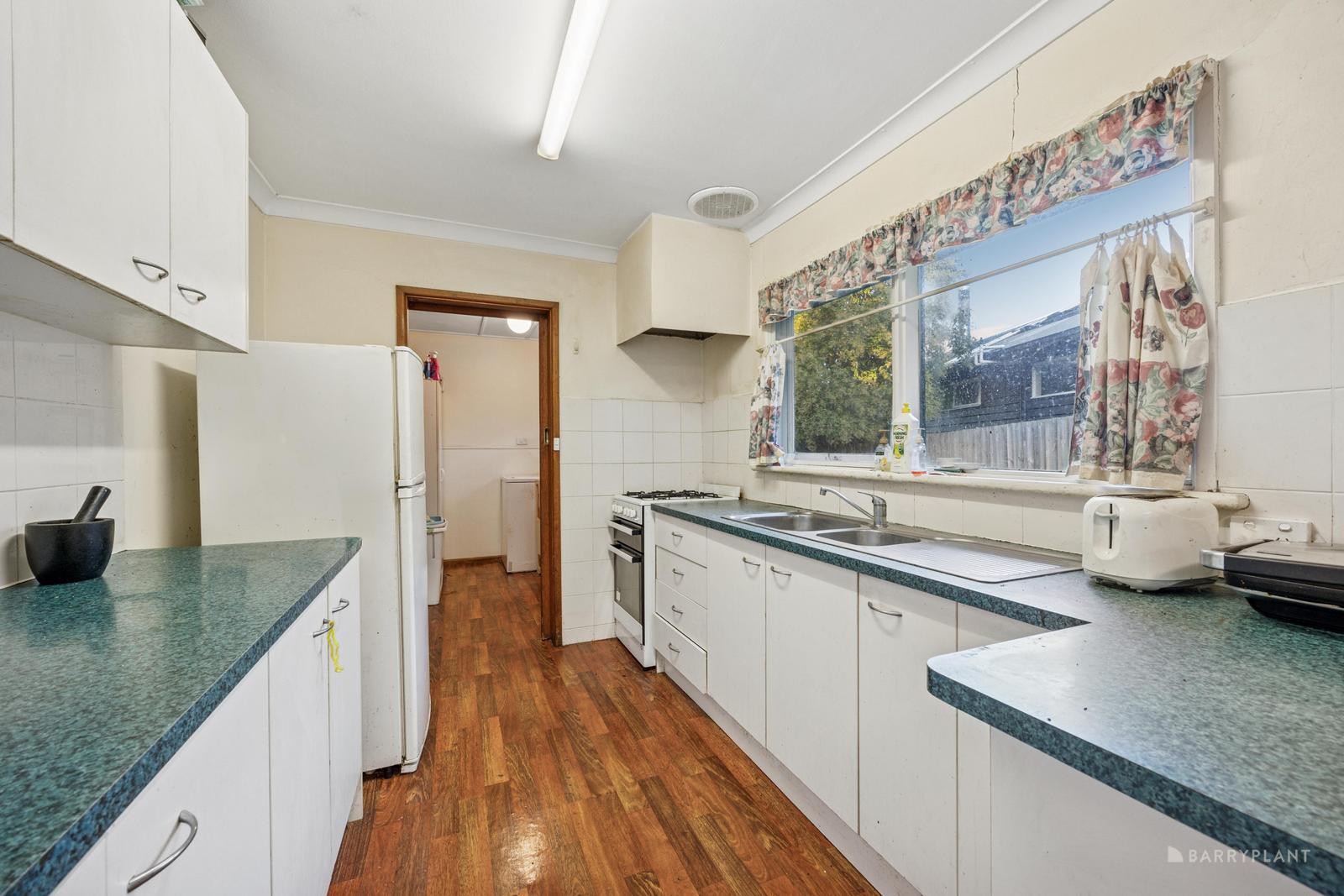 7 Clive Street, Mitcham, VIC 3132, Mitcham - Thumbnail 4