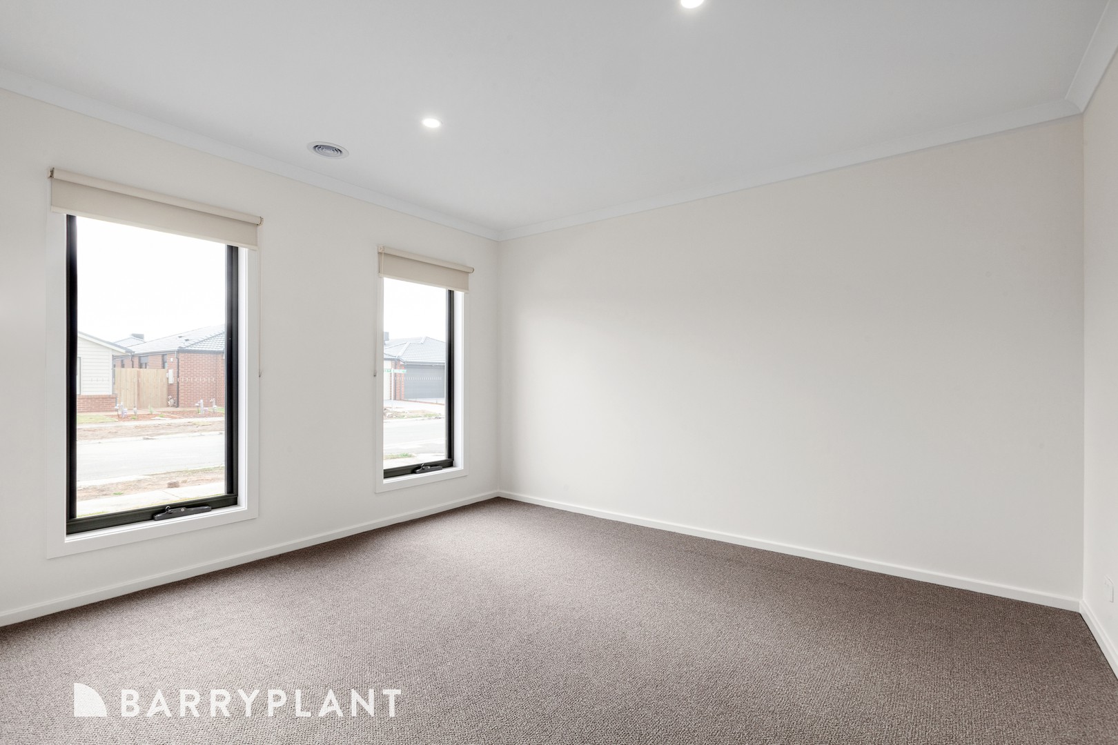 7 Conifer Drive, Wallan, VIC 3756 - Thumbnail 2 - 26/05/2025