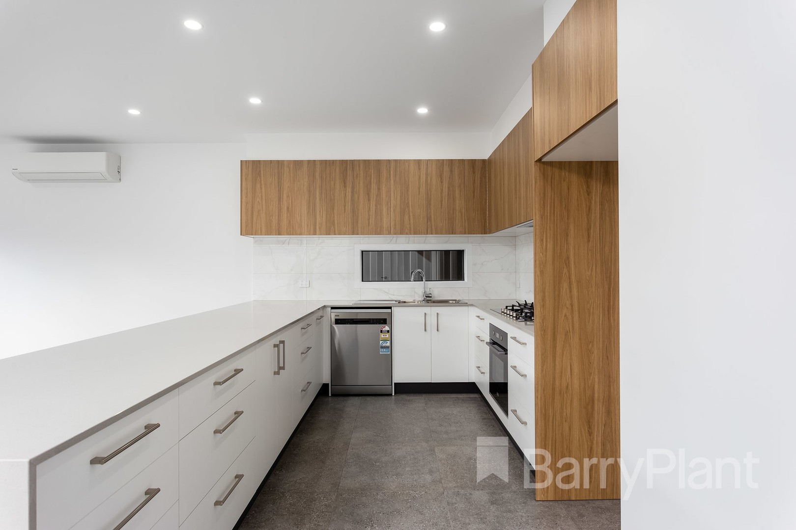 7 Crellin Avenue, Altona Meadows, VIC 3028, Altona Meadows - Thumbnail 2
