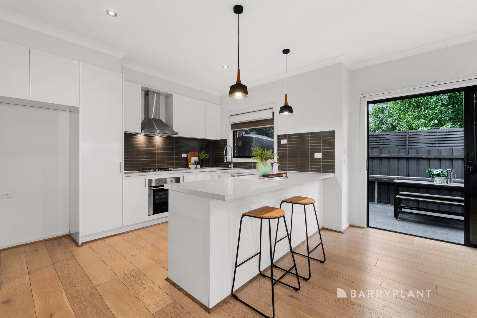 7 Crevelli Street, Reservoir, VIC 3073 - Thumbnail 2 - 01/05/2024