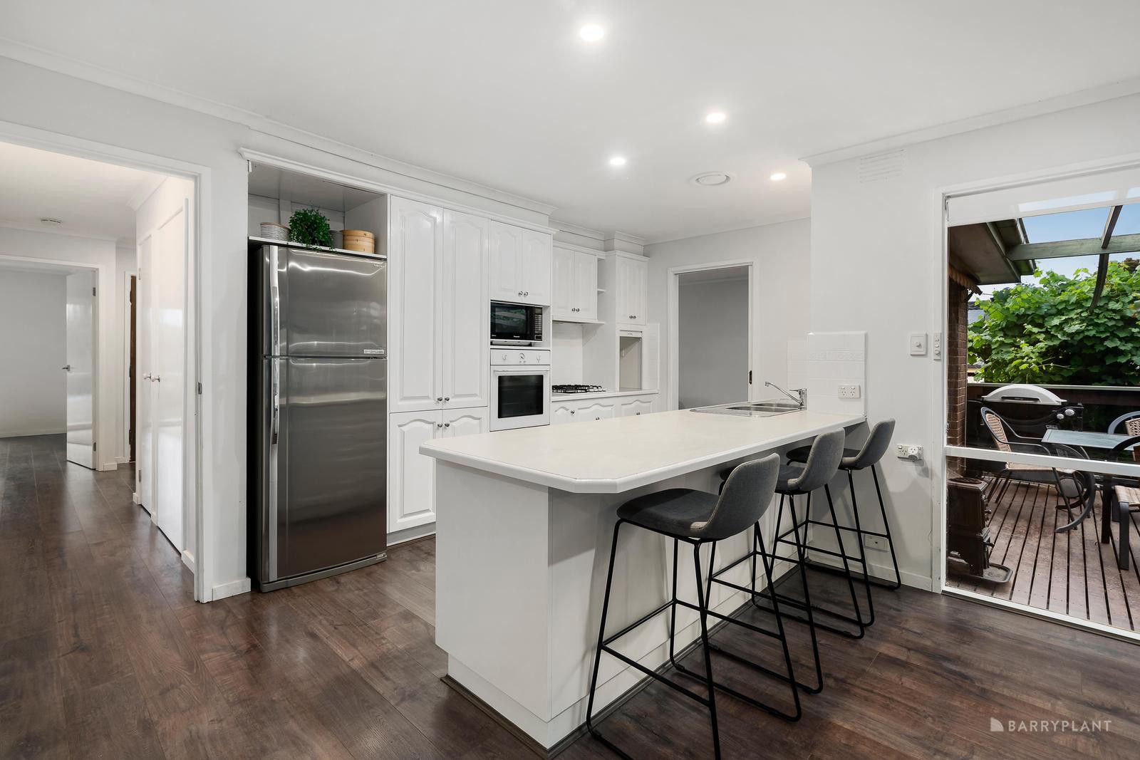 7 Cronus Court, Eltham, VIC 3095, Eltham - Thumbnail 2