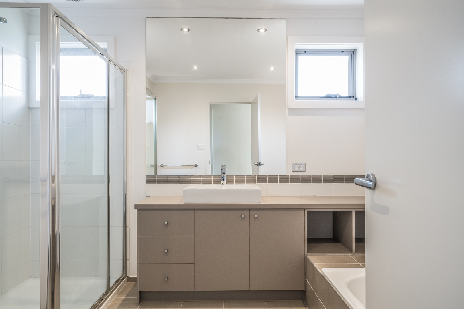 7 Culzean Crescent, Highton, VIC 3216, Highton - Thumbnail 6