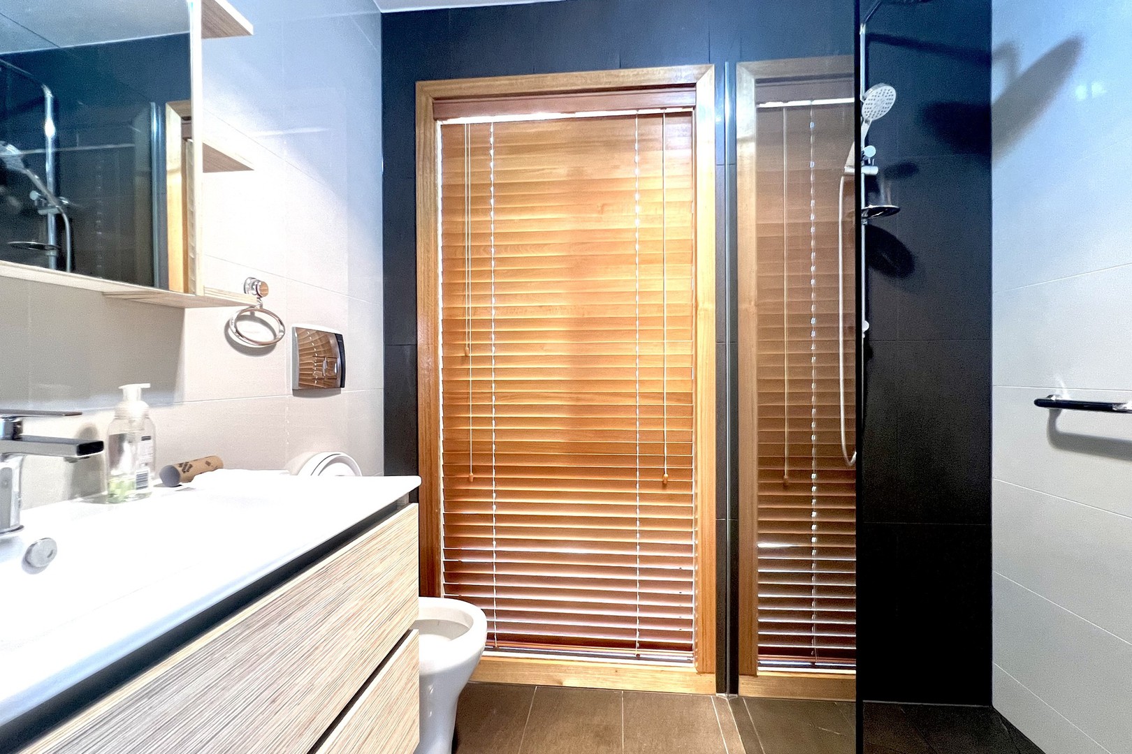 7 Currie Drive, Delahey, VIC 3037 - Thumbnail 1 - 24/02/2025