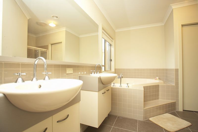 7 Daisy Drive, Point Cook, VIC 3030, Point Cook - Thumbnail 5