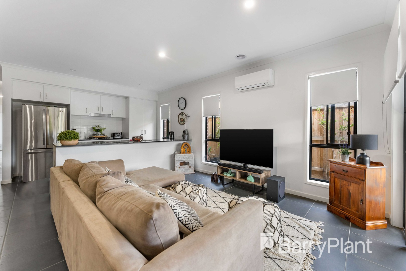 7 Dajarra Avenue, Wyndham Vale, VIC 3024, Wyndham Vale - Thumbnail 5