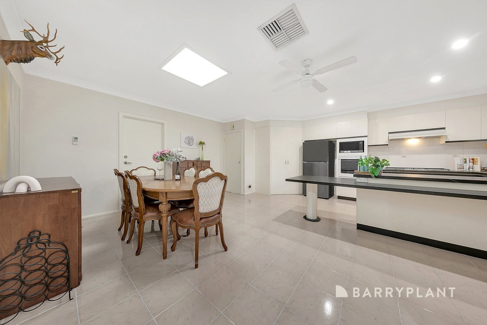 7 Dalbury Place, Mill Park, VIC 3082, Mill Park - Thumbnail 5
