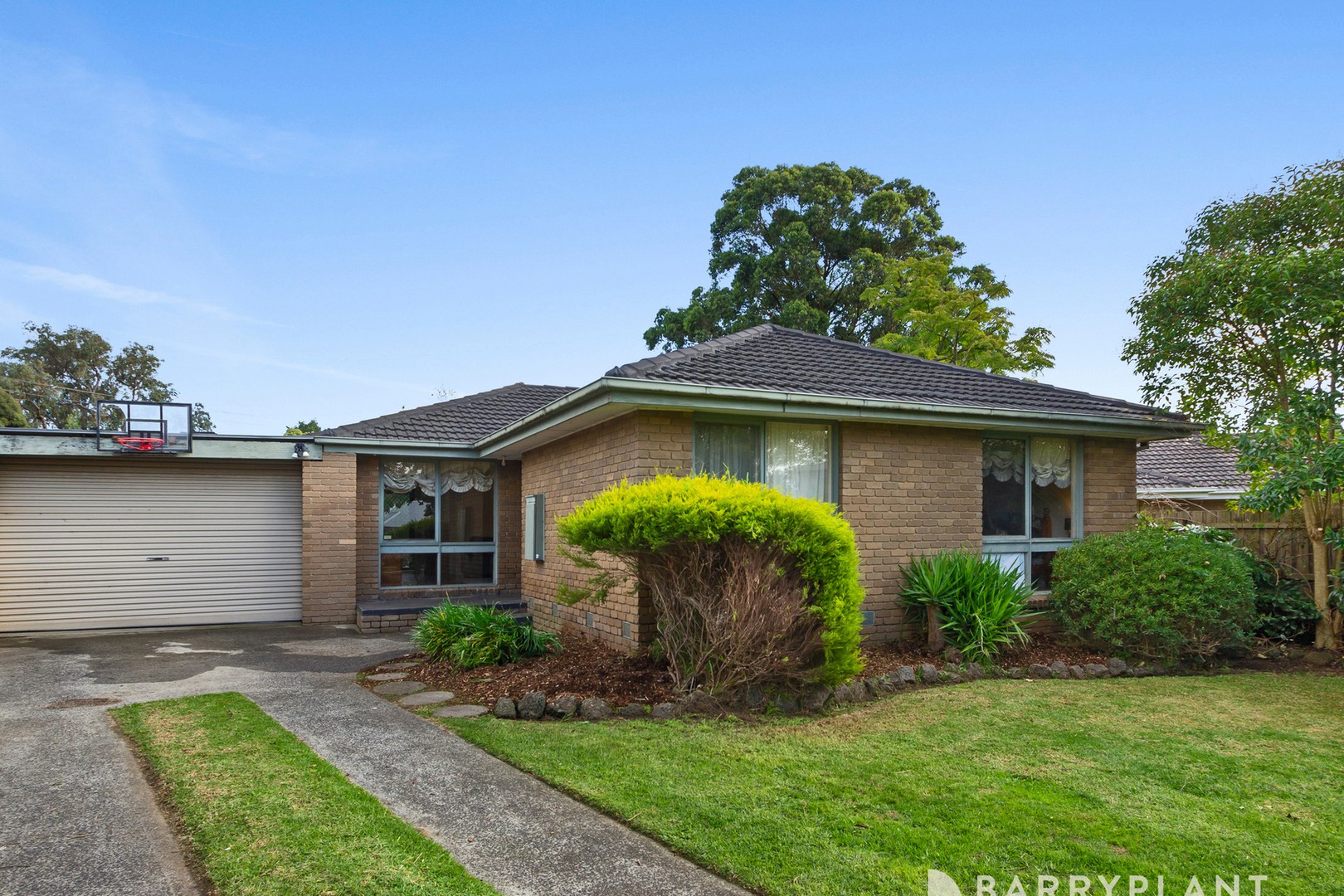 7 Denham Court, Scoresby, VIC 3179 - Thumbnail 2 - 11/06/2024