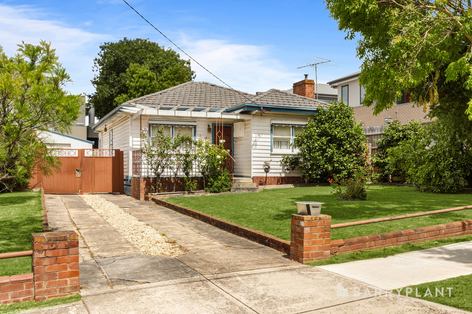 7 Deschamps Street, Lilydale, VIC 3140 - Thumbnail 2 - 20/02/2025