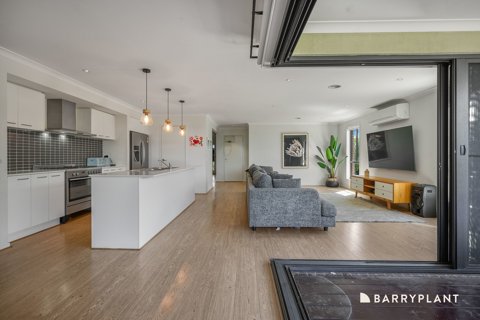 7 Diamond Drive, Koo Wee Rup, VIC 3981, Koo Wee Rup - Thumbnail 3