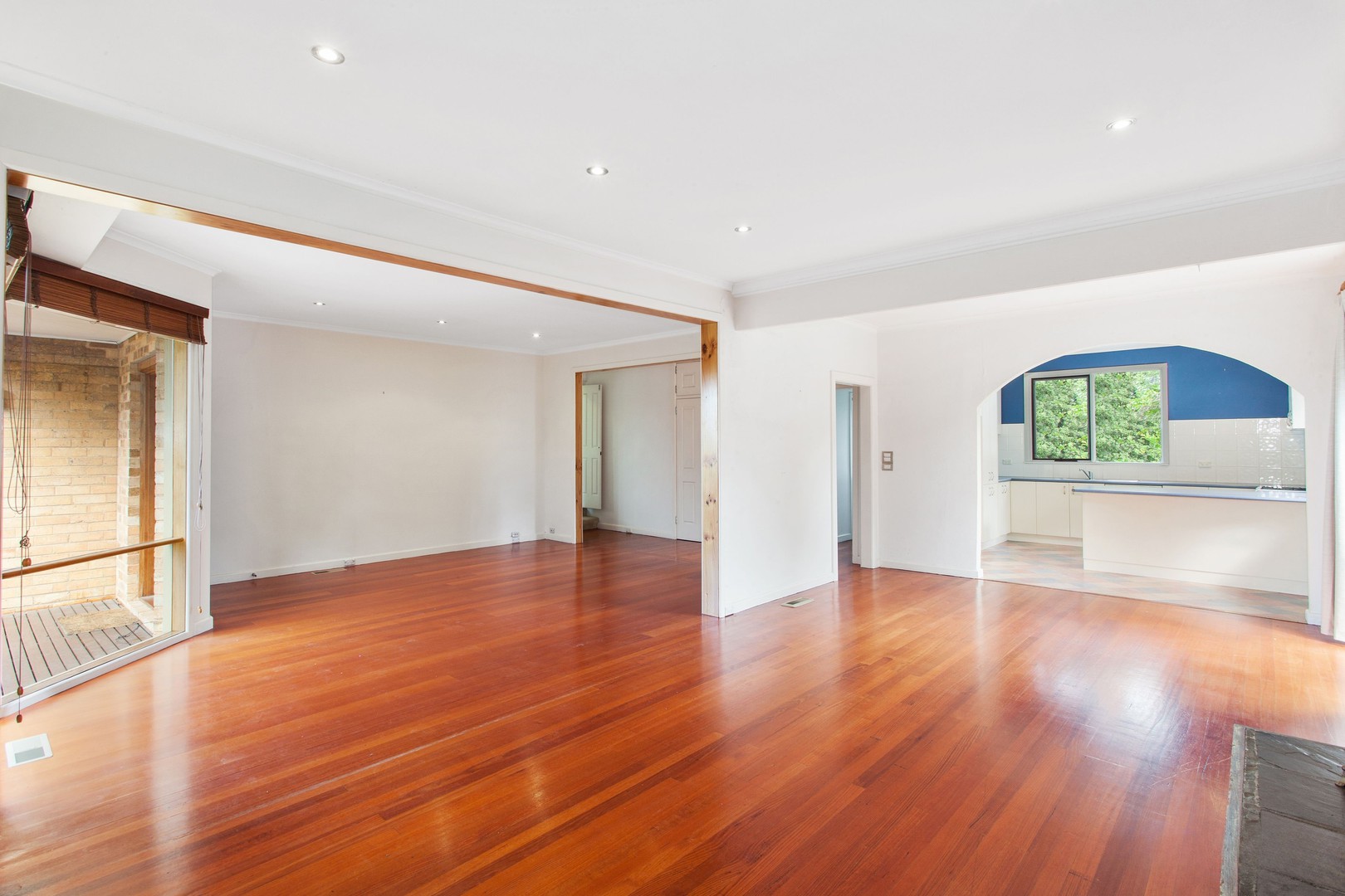 7 Doorawarrah Court, Mount Waverley, VIC 3149, Mount Waverley - Thumbnail 3