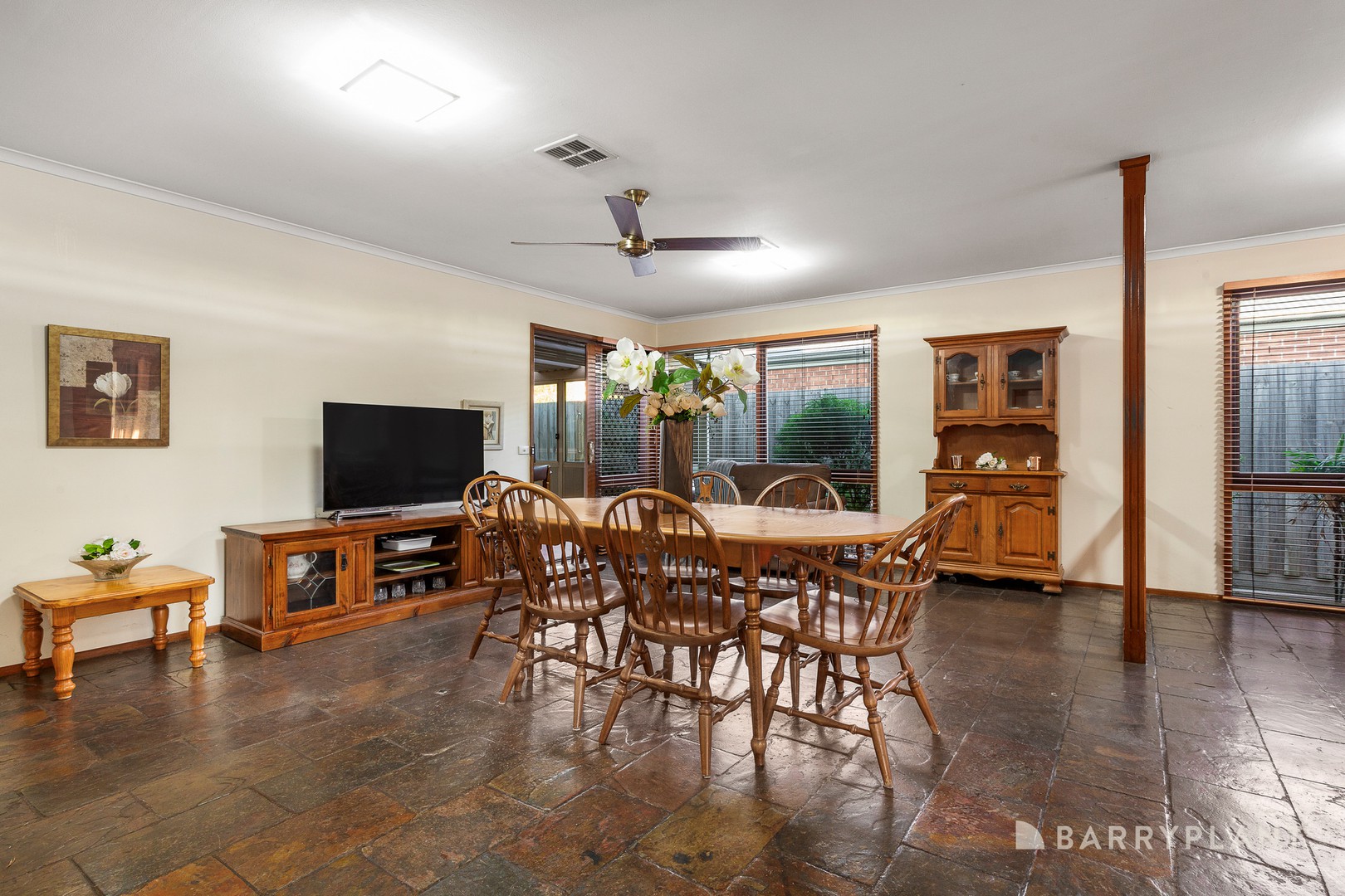 7 Dorrington Court, Dingley Village, VIC 3172, Dingley Village - Thumbnail 3