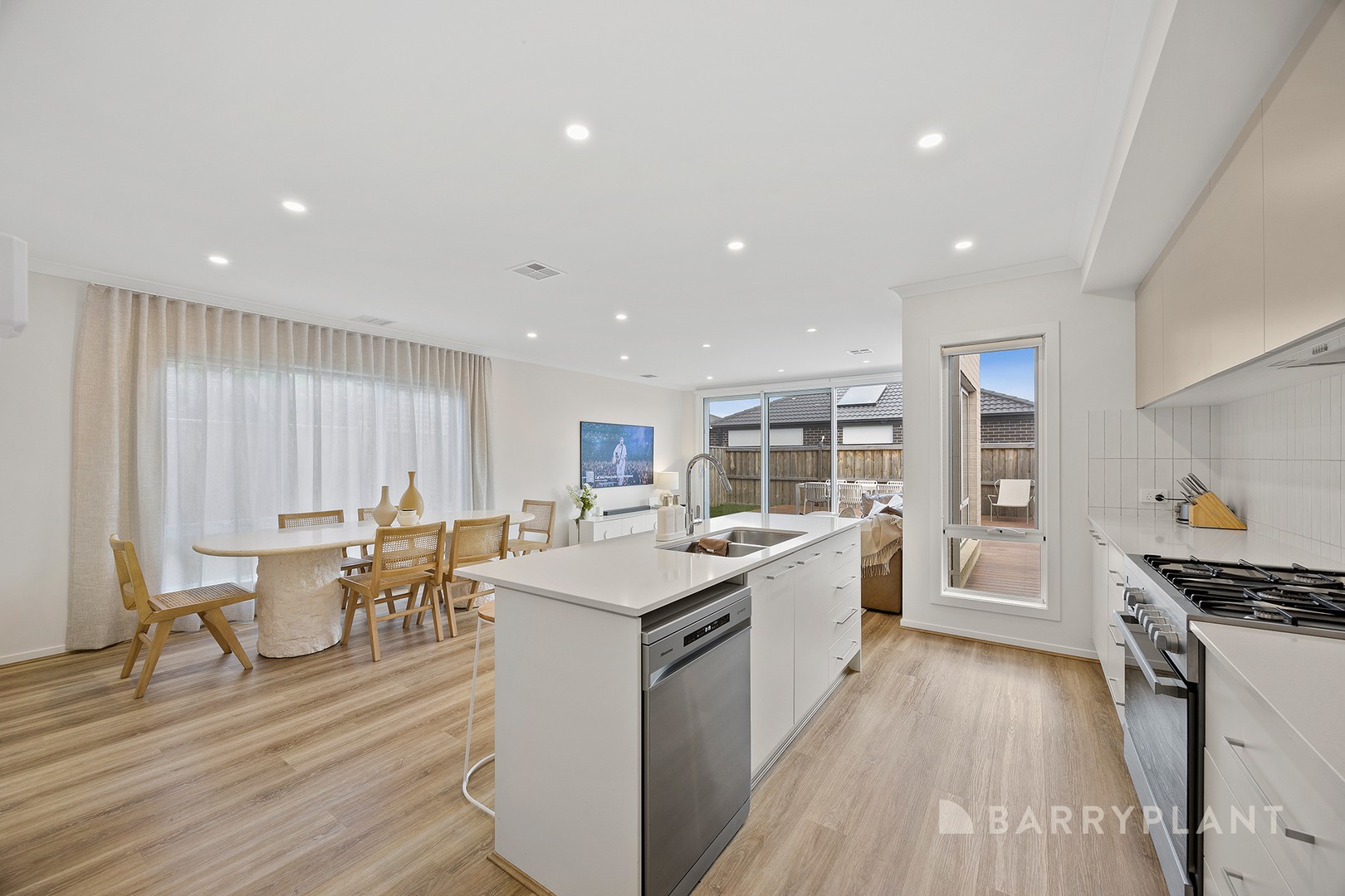 7 Ecology Crescent, Officer, VIC 3809, Officer - Thumbnail 3