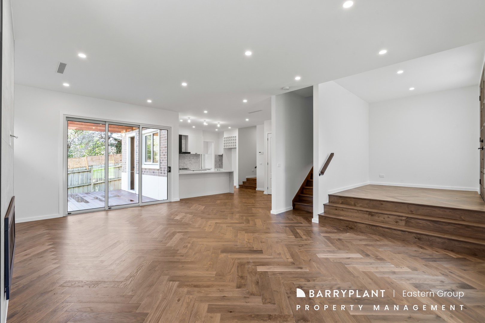 7 Egan Drive, Bulleen, VIC 3105 - Thumbnail 2 - 31/07/2025