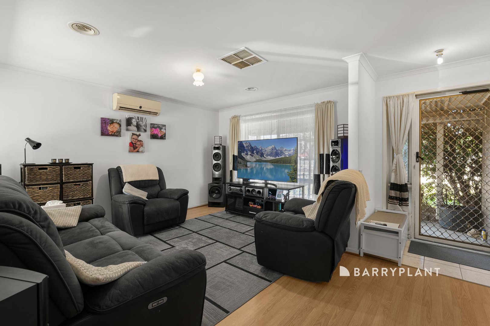 7 Elcan Avenue, Cranbourne West, VIC 3977 - Thumbnail 2 - 04/04/2025