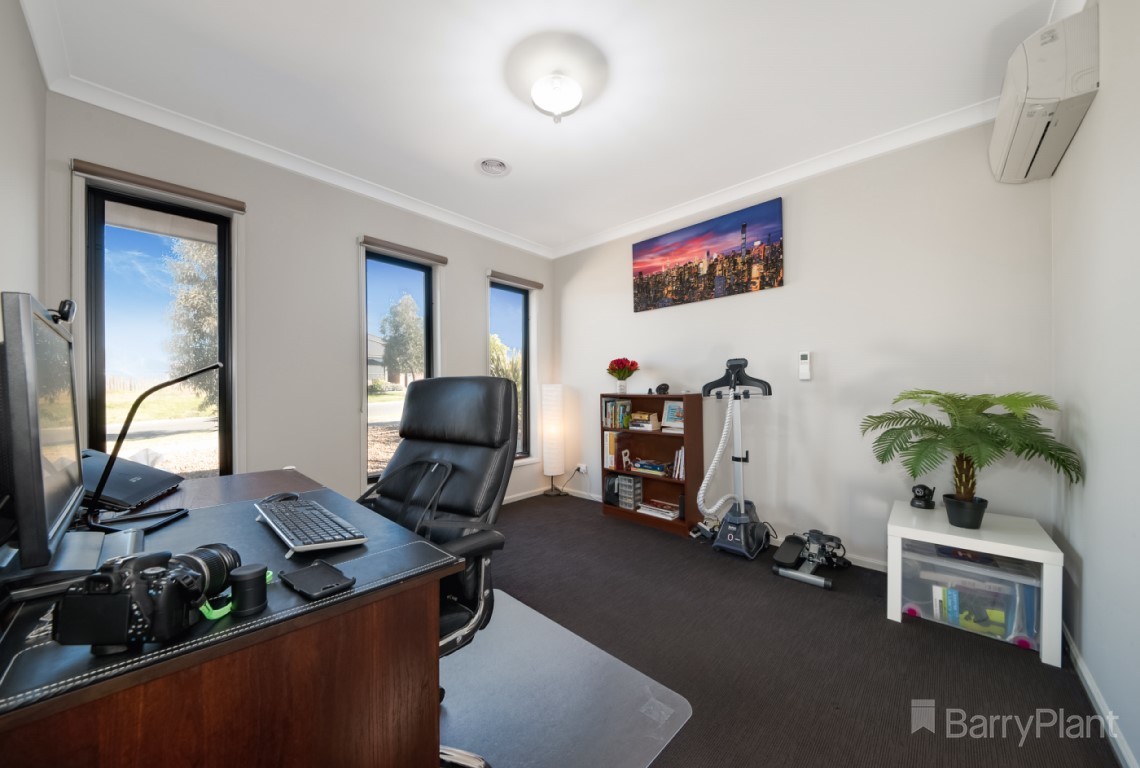 7 Embling Street, Pakenham, VIC 3810, Pakenham - Thumbnail 7