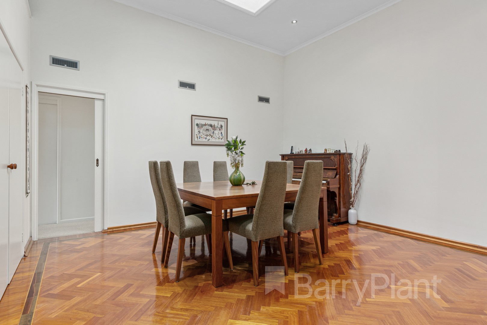 7 Endeavour PlaceWantirna South, VIC 3152, Wantirna South - Thumbnail 4