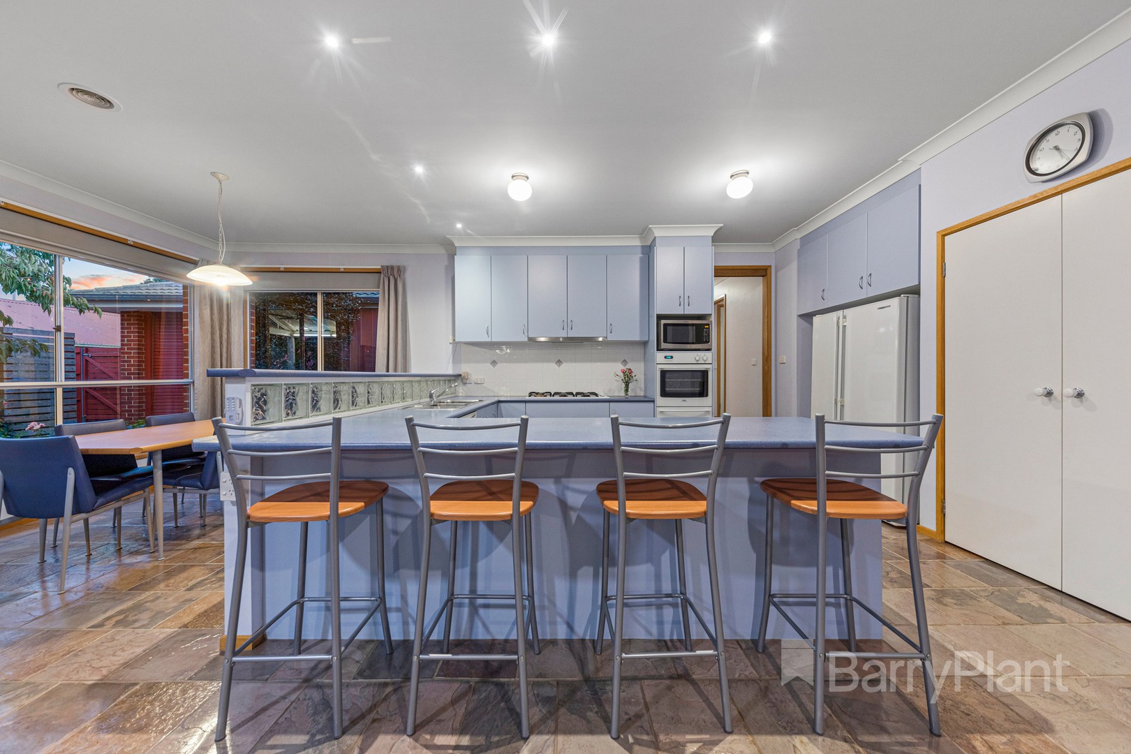 7 Fairholme Boulevard, Berwick, VIC 3806, Berwick - Thumbnail 3