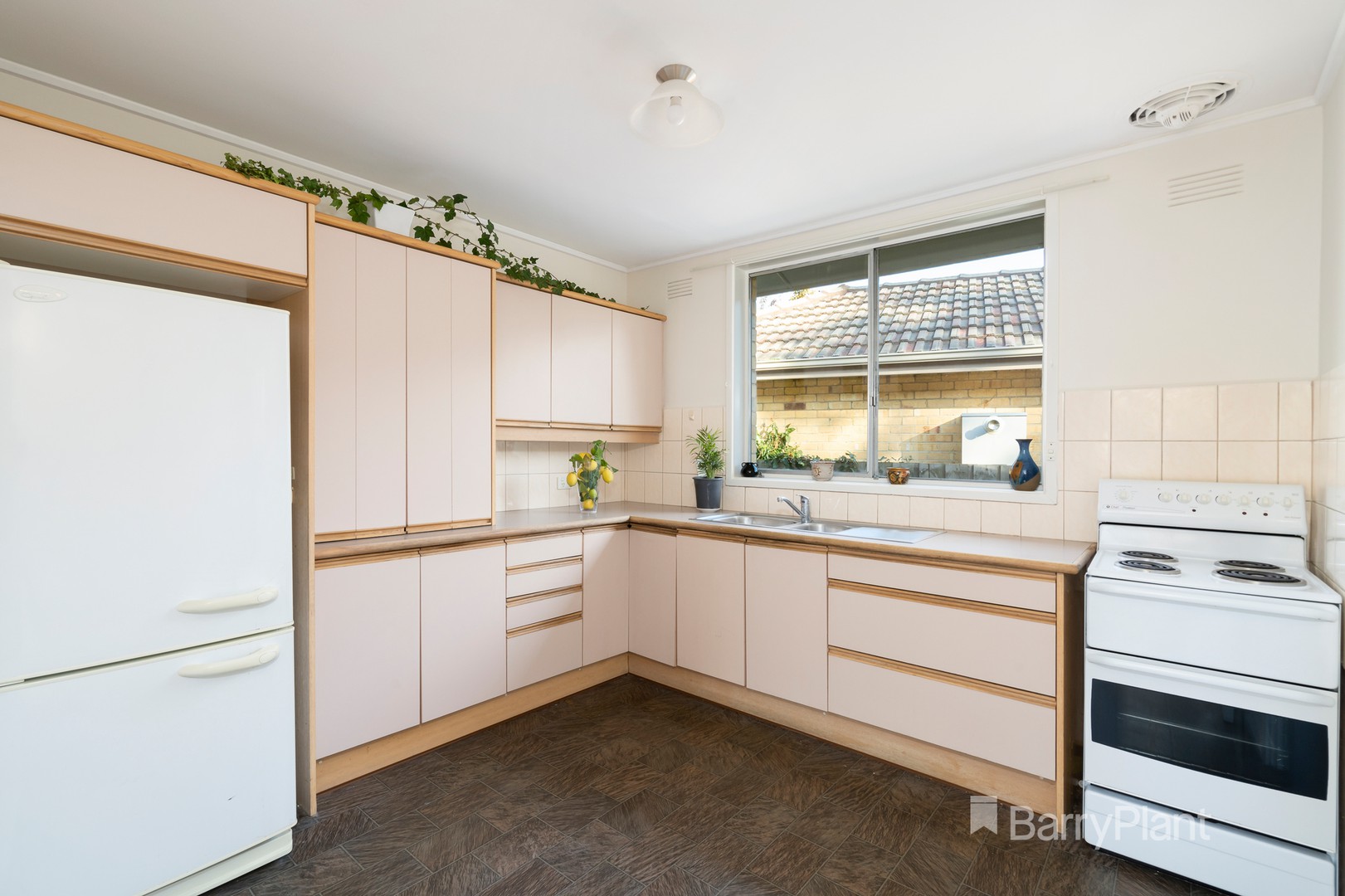 7 Fairview Avenue, Cheltenham, VIC 3192, Cheltenham - Thumbnail 4