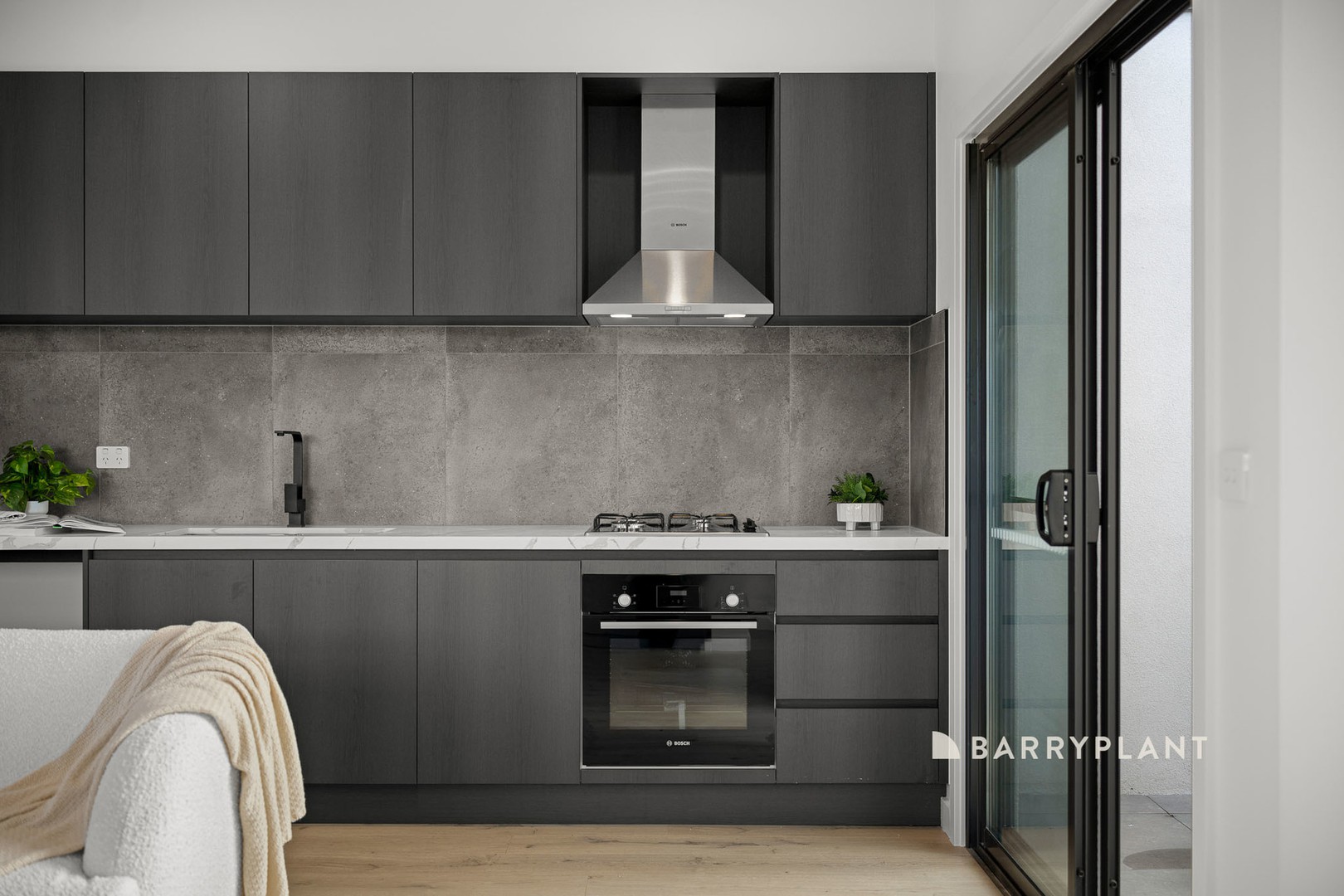 7 Farmers Way, Narre Warren, VIC 3805 - Thumbnail 2 - 18/07/2025