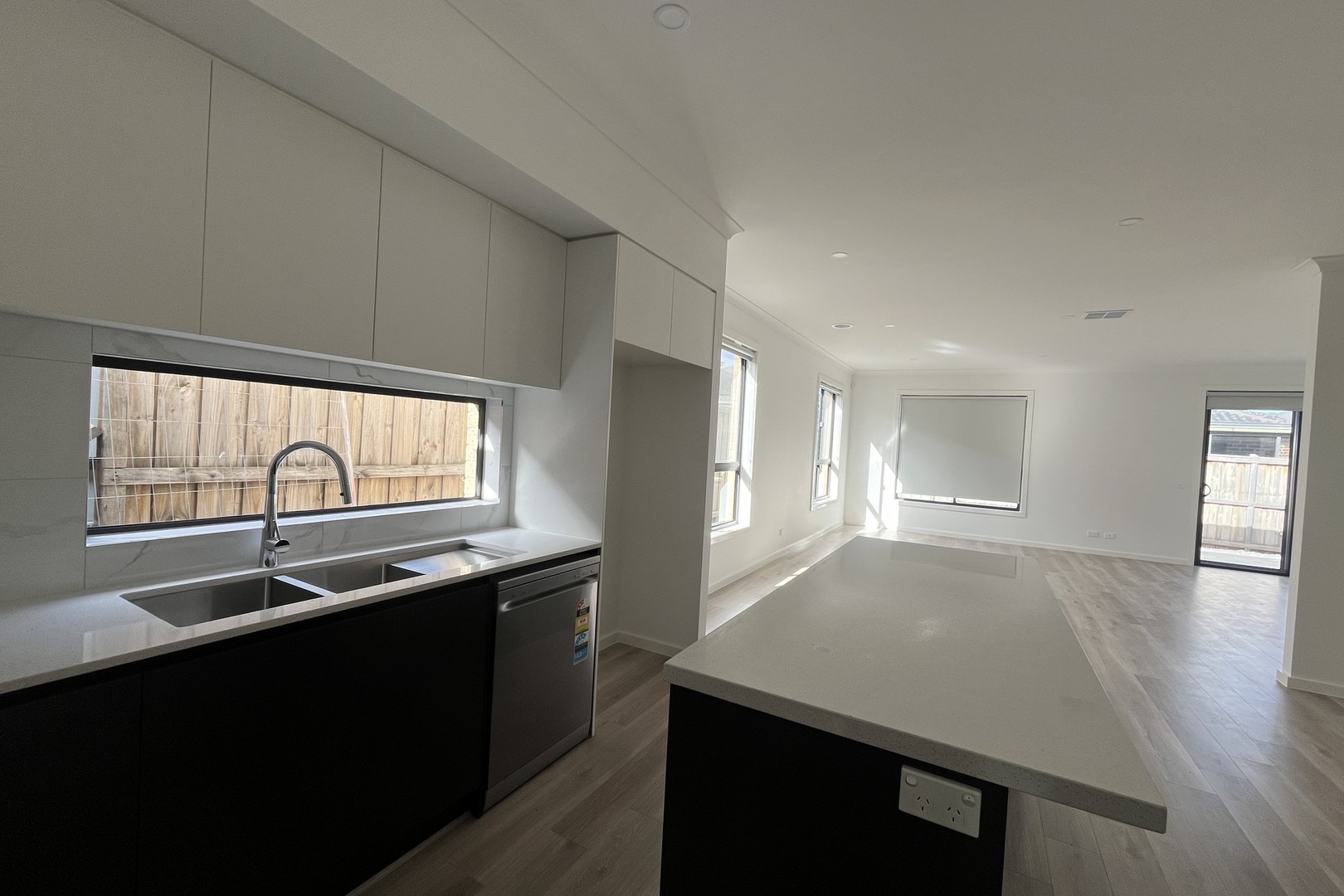 7 Farnsworth Street, Donnybrook, VIC 3064, Donnybrook - Thumbnail 3