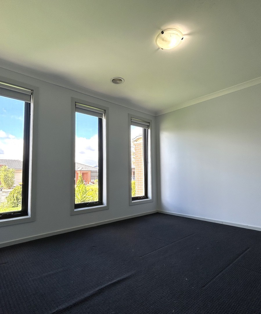 7 Ferdinand Place, Harkness, VIC 3337 - Thumbnail 2 - 03/09/2026