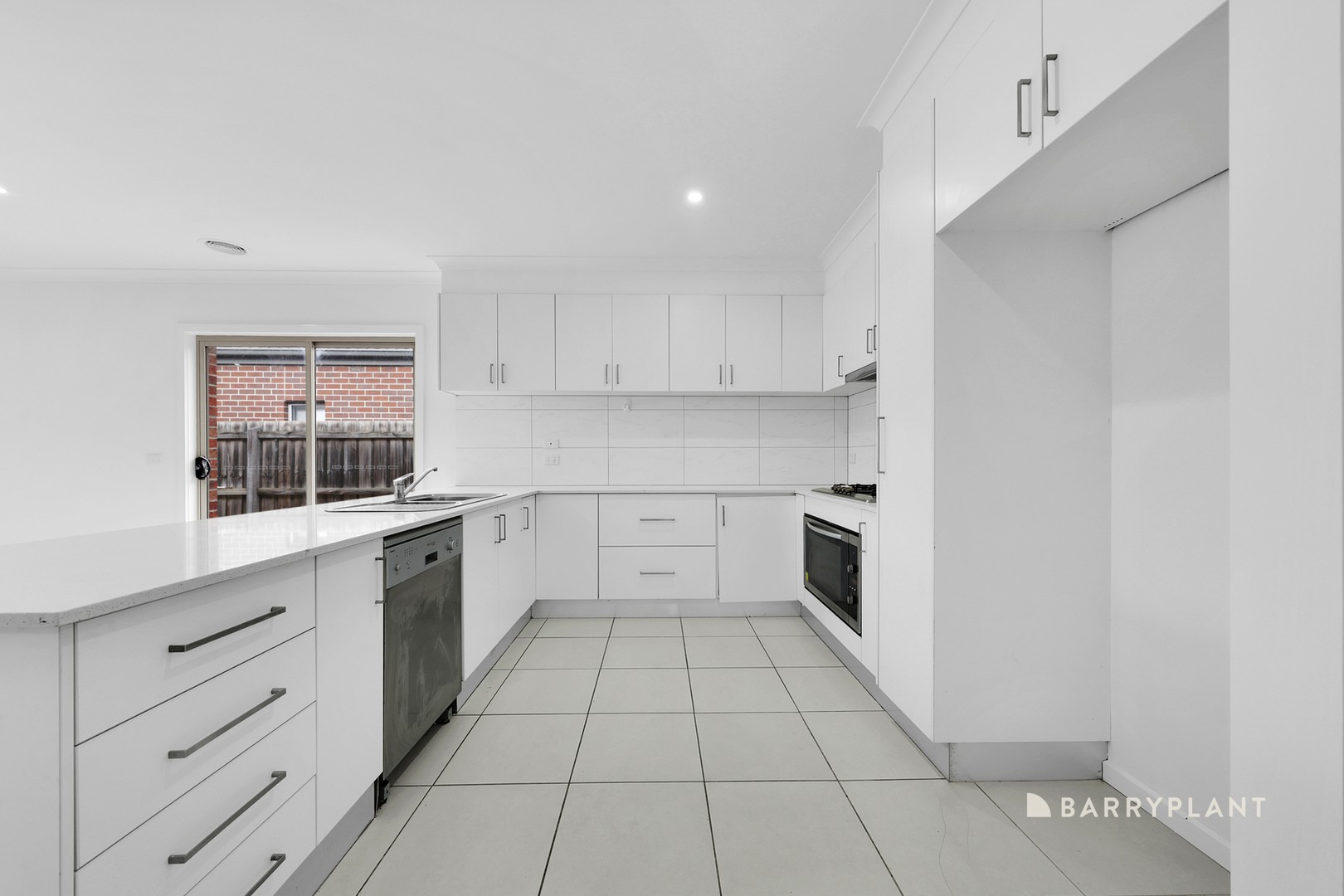 7 Fitzgerald Drive, South Morang, VIC 3752, South Morang - Thumbnail 3