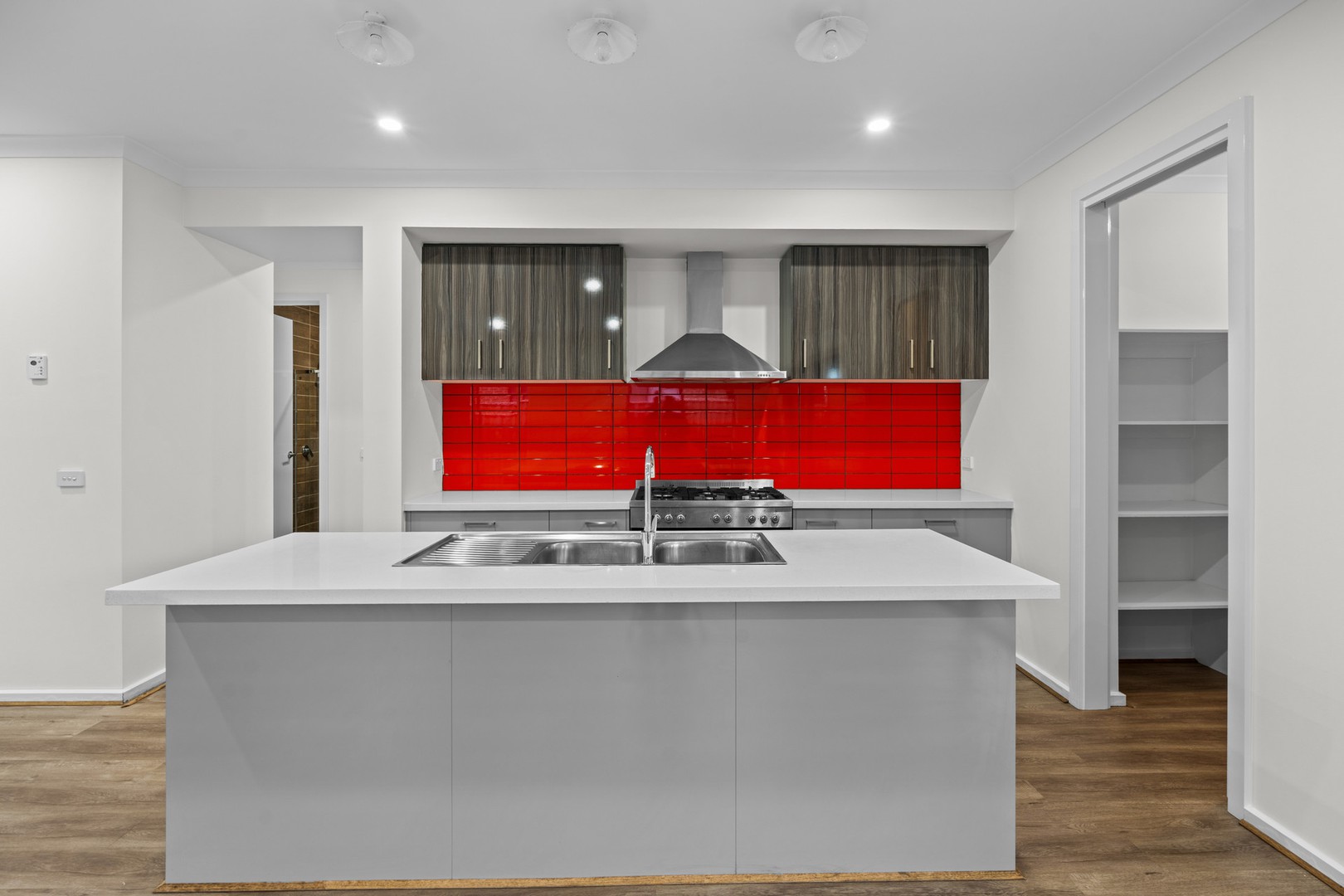 7 Frolic Street, Tarneit, VIC 3029, Tarneit - Thumbnail 2