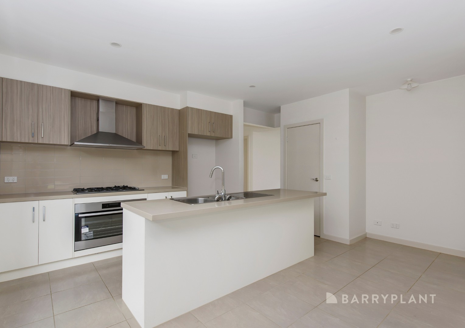 7 Gellibrand Street, Werribee, VIC 3030, Werribee - Thumbnail 2