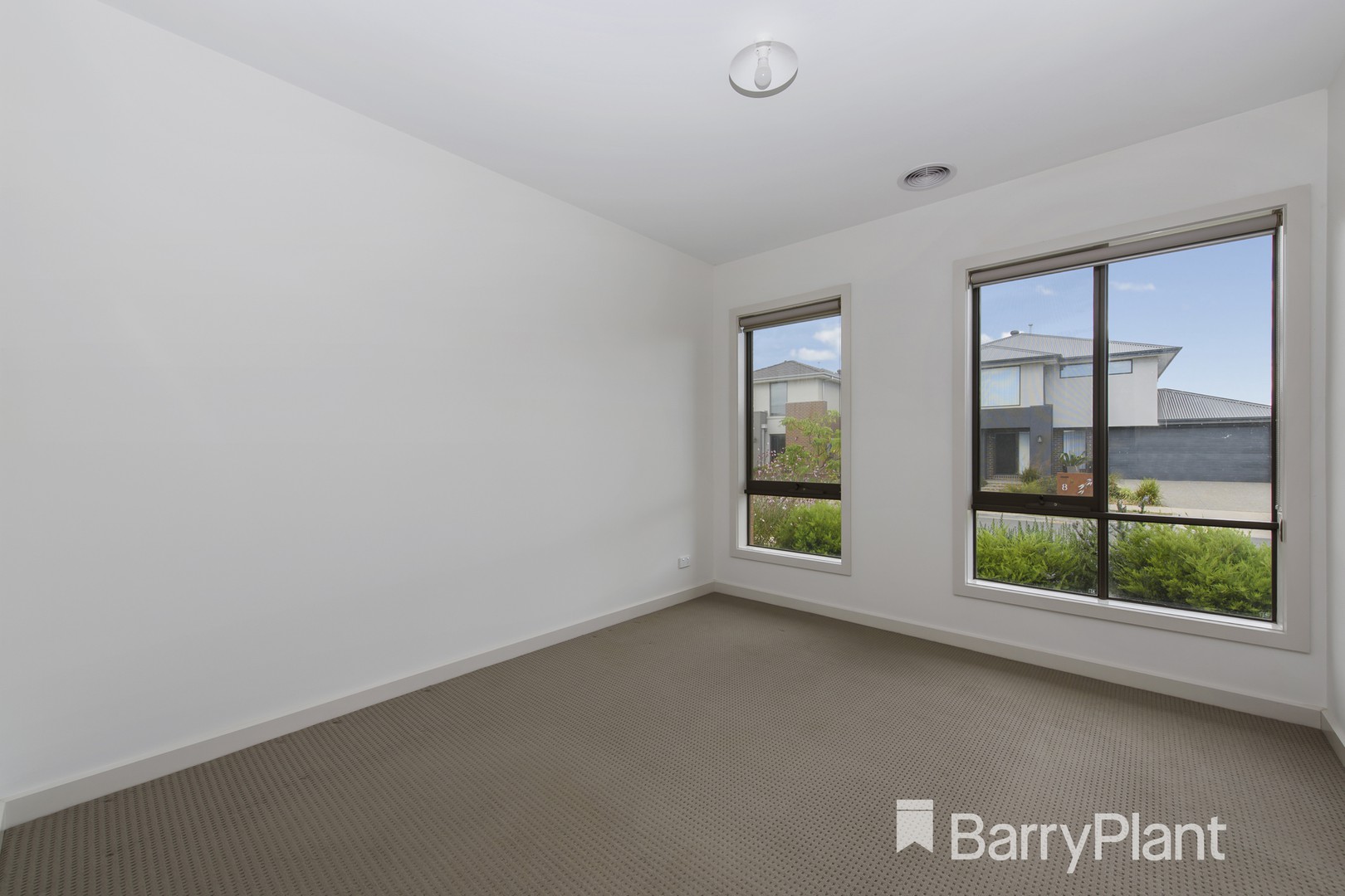 7 Gellibrand Street, Werribee, VIC 3030, Werribee - Thumbnail 7