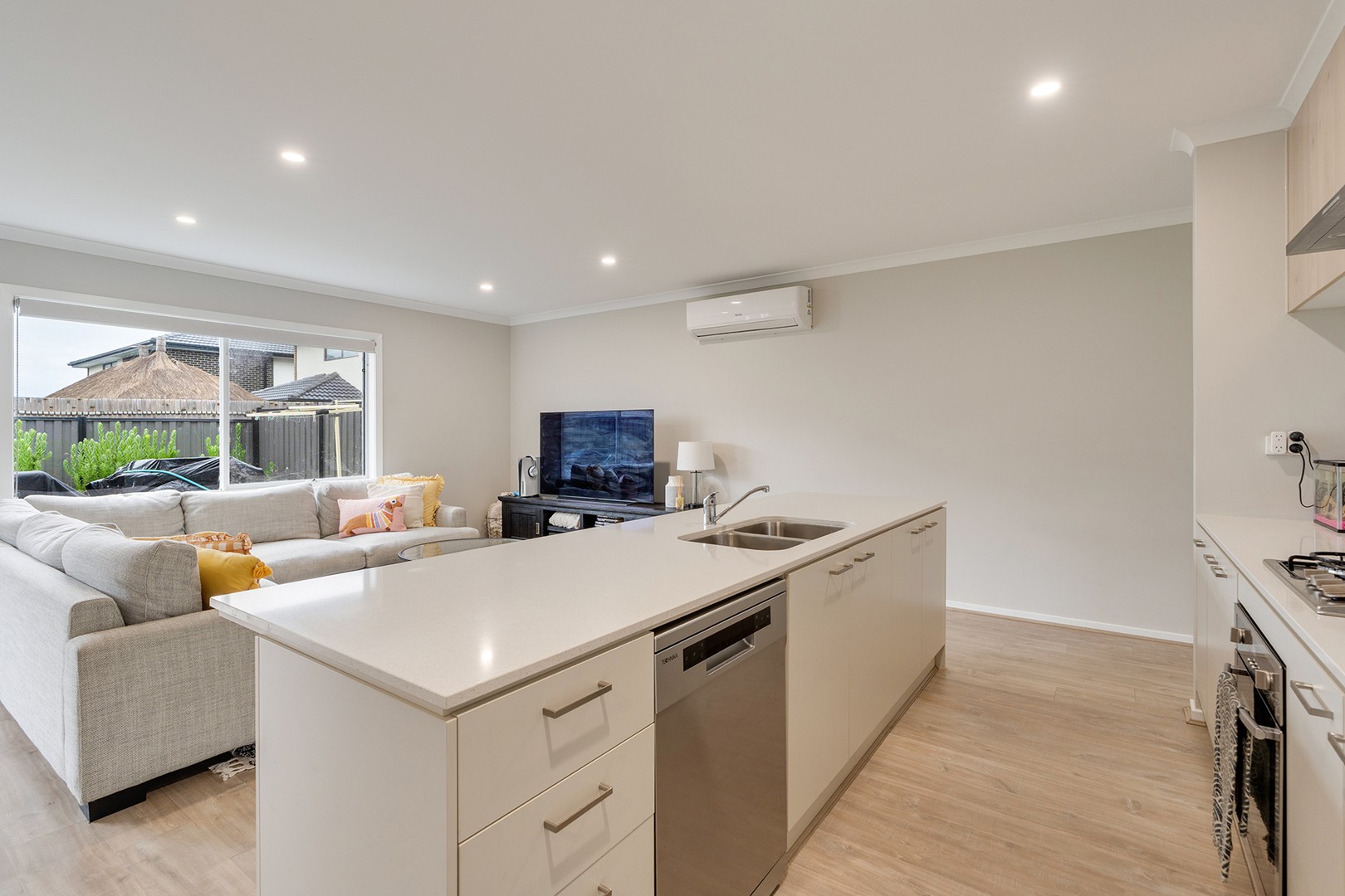 7 Gemsig Road, Kalkallo, VIC 3064 - Thumbnail 2 - 27/07/2026