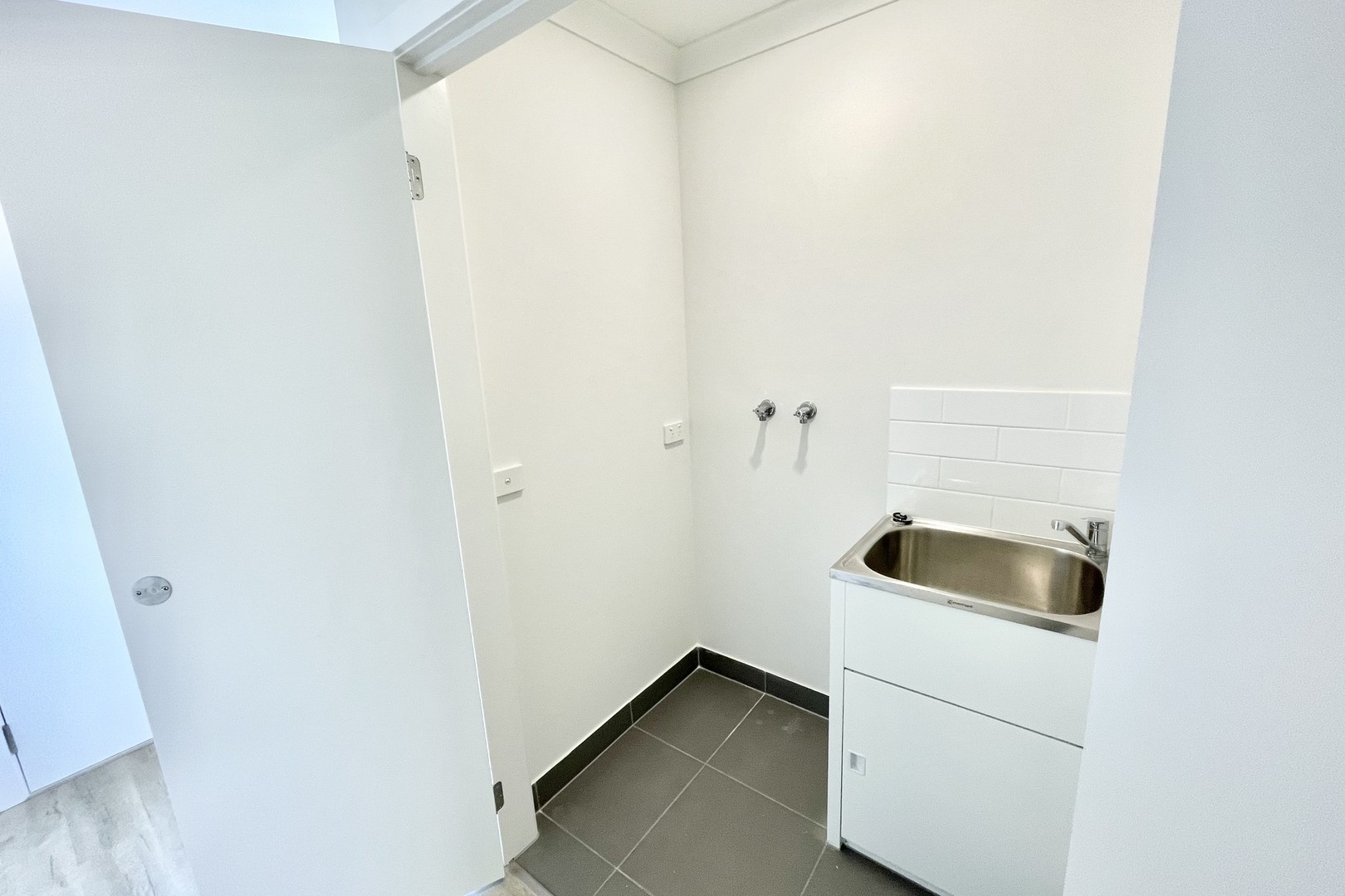 7 Giggs Street, Deanside, VIC 3336, Deanside - Thumbnail 4