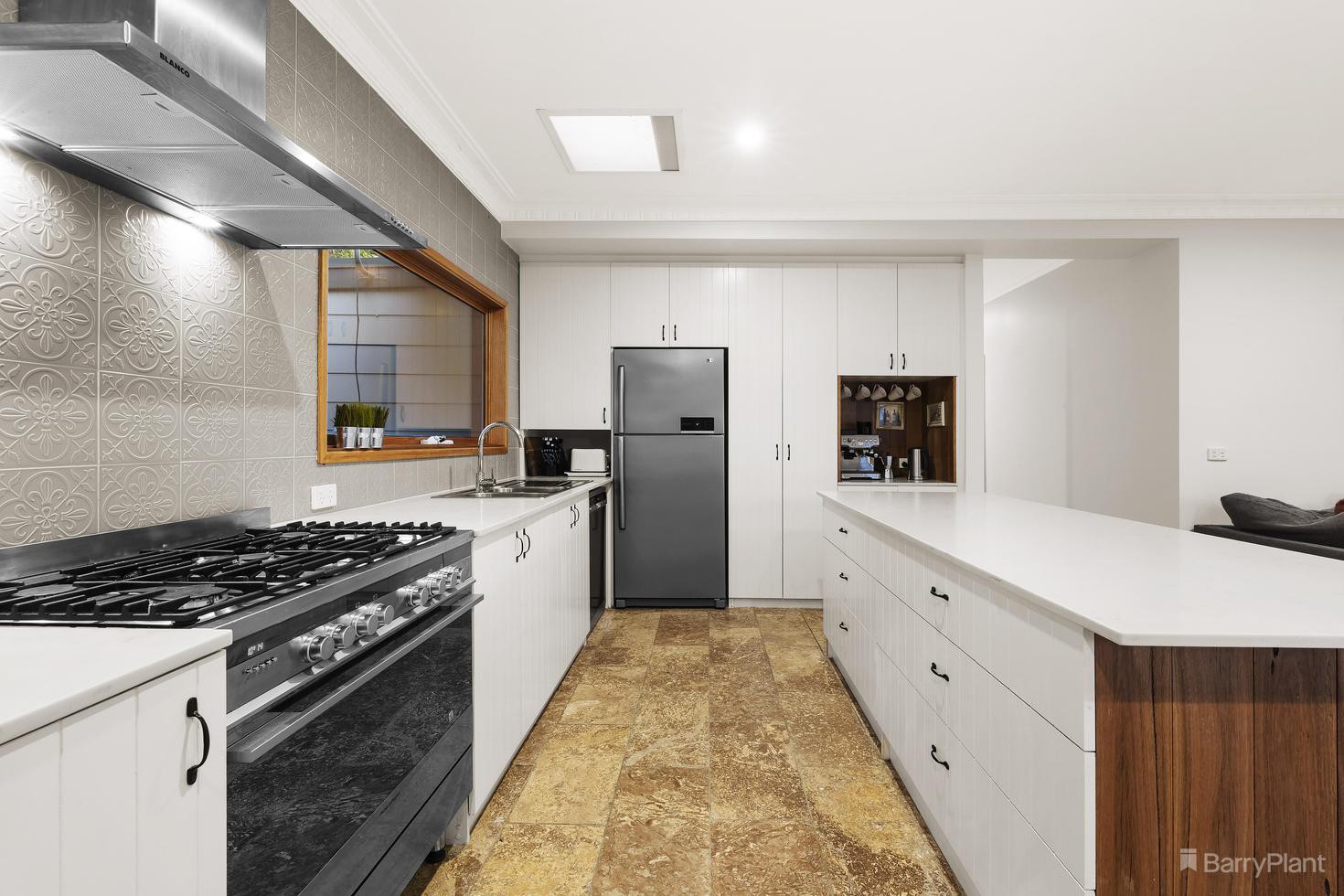 7 Glendale Road, Briar Hill, VIC 3088, Briar Hill - Thumbnail 4