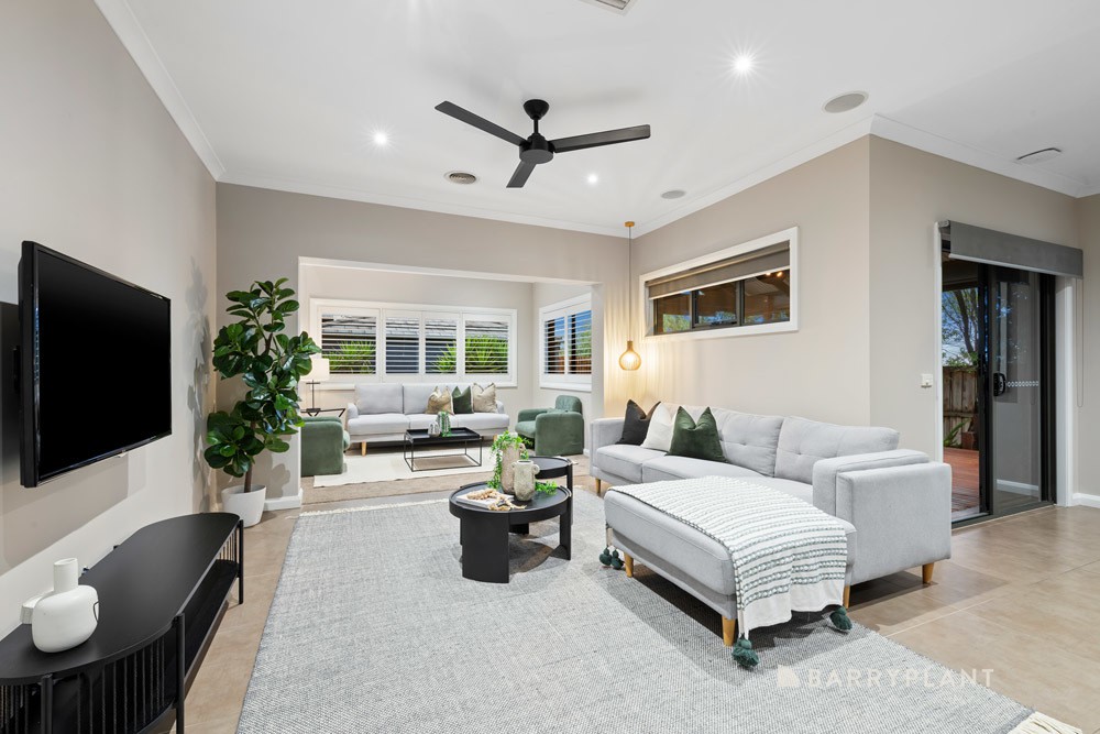 7 Graffs Avenue, Doreen, VIC 3754 - Thumbnail 2 - 05/11/2025