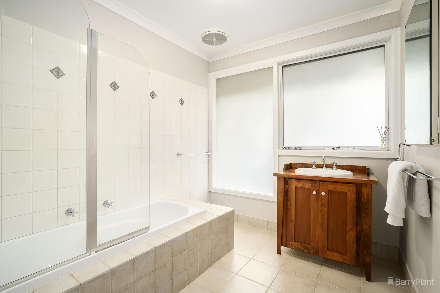 7 Grange Park Avenue, Doncaster, VIC 3108, Doncaster - Thumbnail 6