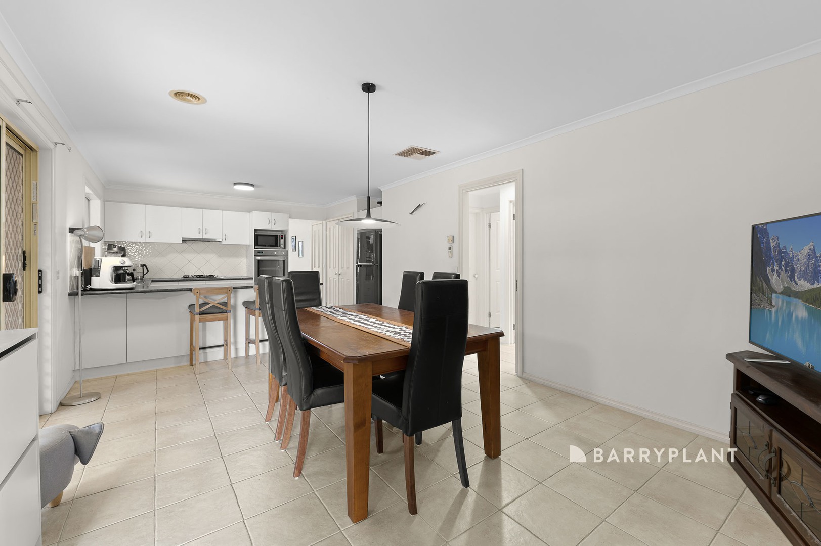 7 Grevillea Place, Pakenham, VIC 3810, Pakenham - Thumbnail 4