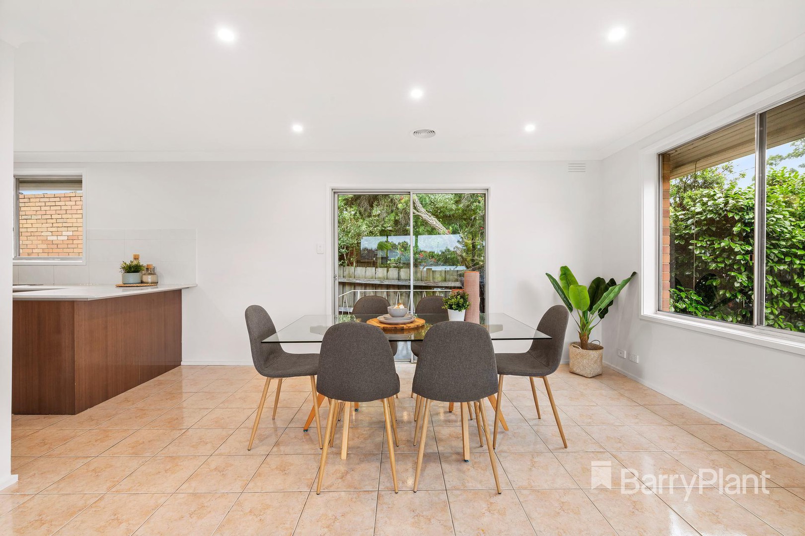 7 Grosvenor CourtBundoora, VIC 3083, Bundoora - Thumbnail 3