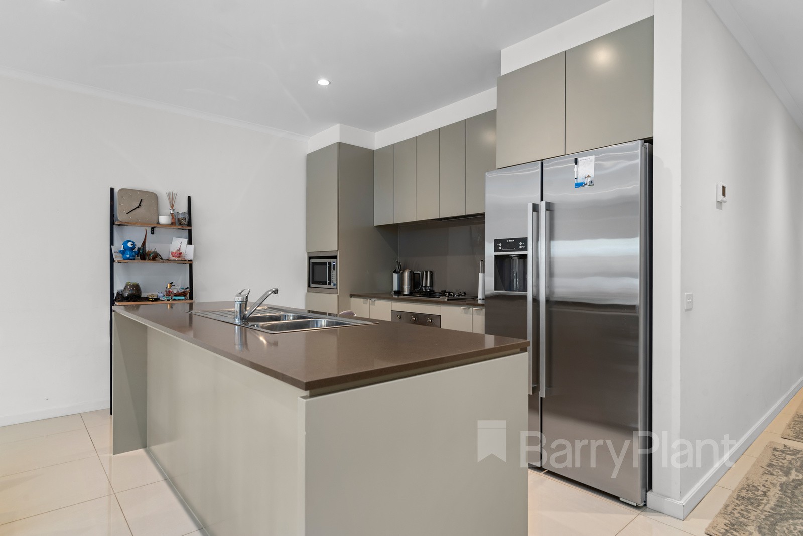 7 Grove Way, Wantirna South, VIC 3152, Wantirna South - Thumbnail 3