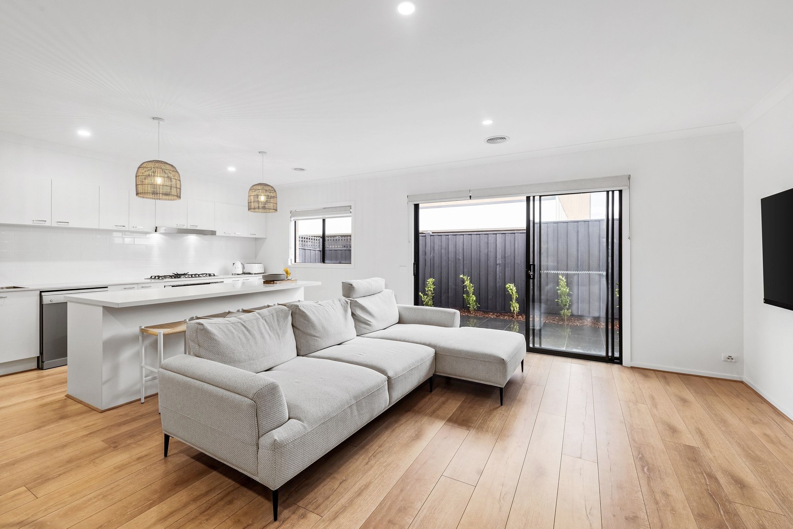 7 Guddi Court, Greenvale, VIC 3059, Greenvale - Thumbnail 2