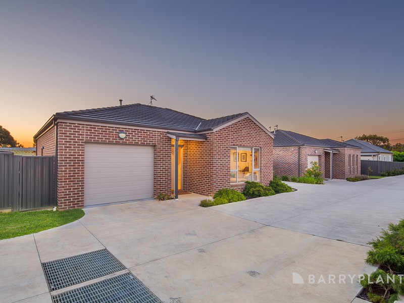 7 Gum View Close, Brown Hill, VIC 3350 - Image - 23/10/2026