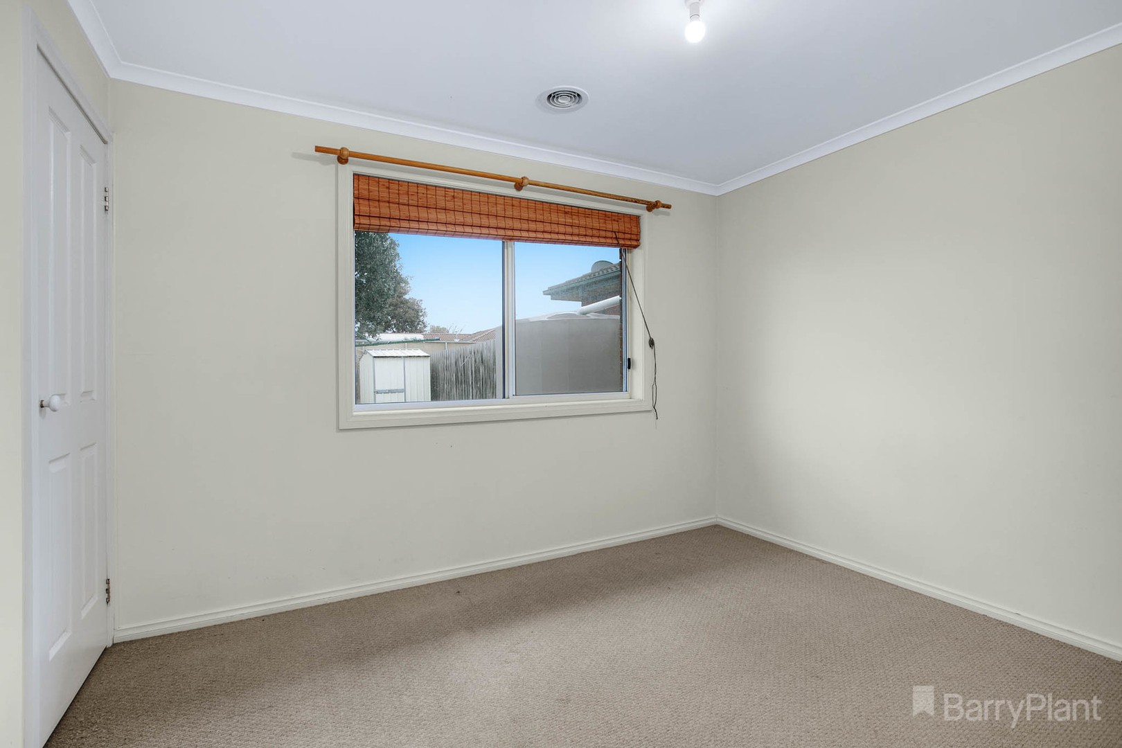 7 Gus Court, Pakenham, VIC 3810, Pakenham - Thumbnail 2