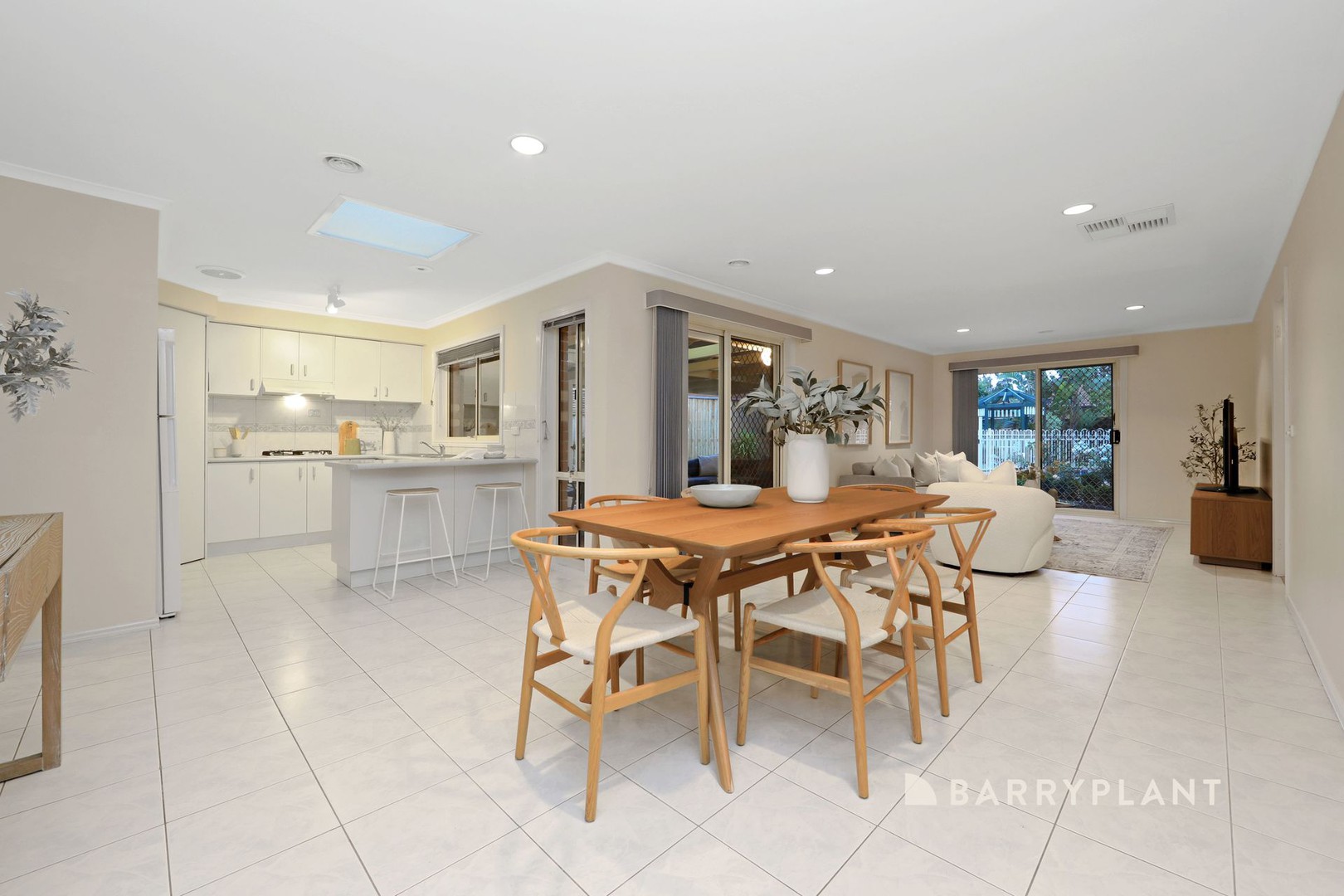 7 Hampshire Court, Rowville, VIC 3178, Rowville - Thumbnail 3