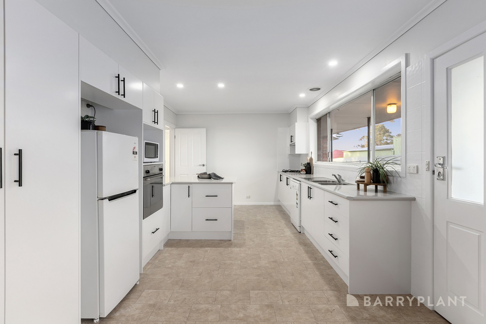 7 Hampstead Close, Seville, VIC 3139, Seville - Thumbnail 4