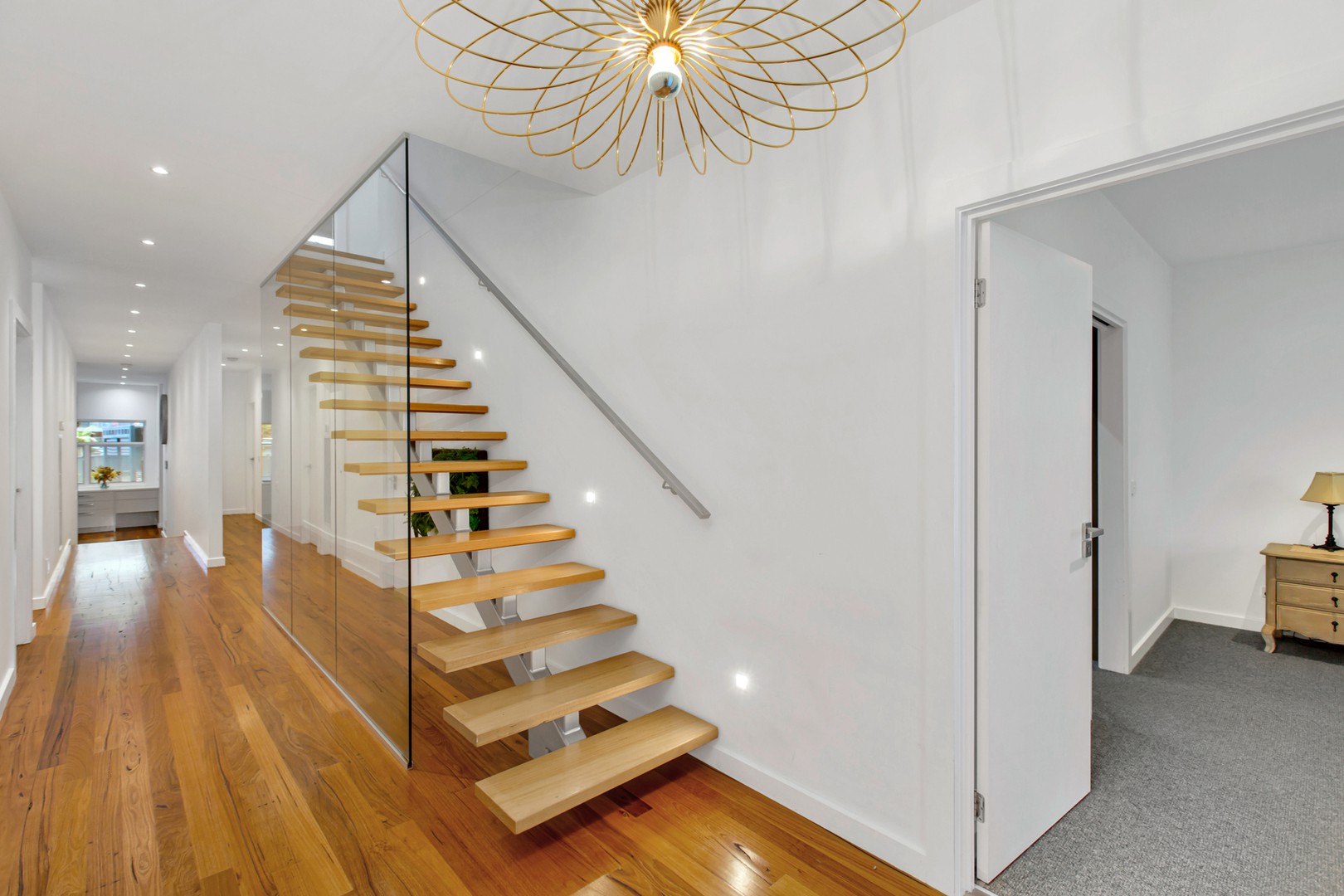 7 Hanover Road, Bundoora, VIC 3083, Bundoora - Thumbnail 3