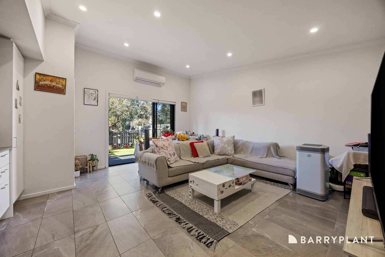 7 Hensbergh Place, Sunshine West, VIC 3020, Sunshine West - Thumbnail 3